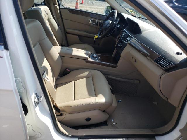 Photo 5 from auction – 2012 MERCEDES-BENZ E 350 BLUE with VIN WDDHF2EB5CA529004