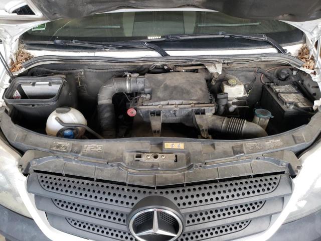 Photo 7 from auction – 2014 MERCEDES-BENZ SPRINTER 2 with VIN WD3PE7DCXE5936368