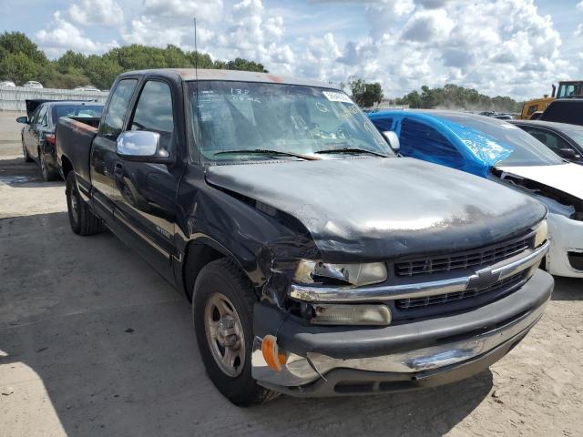 CHEVROLET SILVERADO 2000 with VIN 1GCEC19VXYZ324713 - Photo from auction