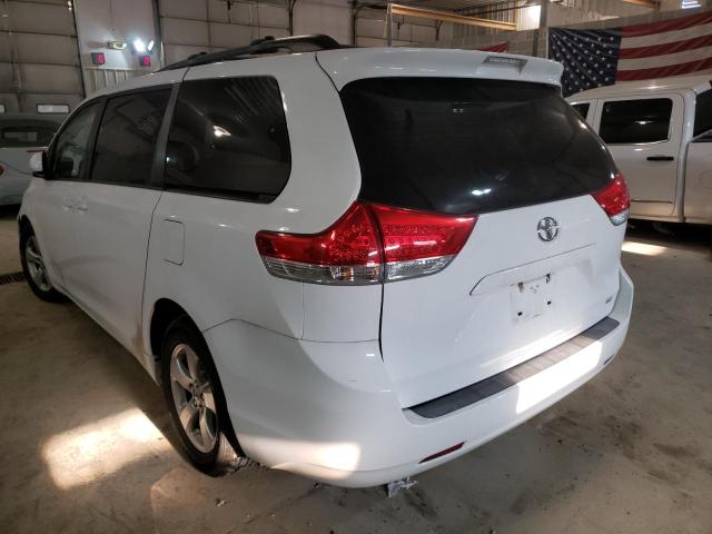Photo 3 from auction – 2014 TOYOTA SIENNA LE with VIN 5TDKK3DC7ES487288