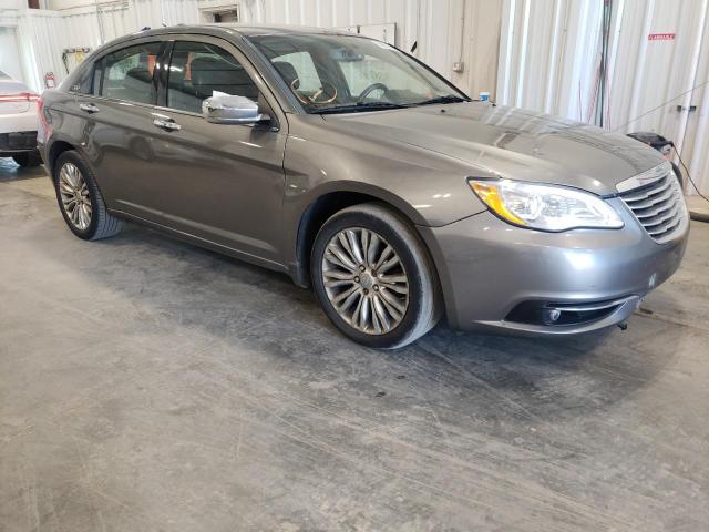 CHRYSLER 200 LIMITE 2013 with VIN 1C3CCBCG0DN578525 - Photo from auction