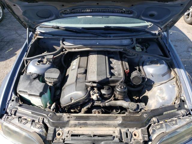 Photo 7 from auction – 2002 BMW 325 I with VIN WBAEV33412KL67274