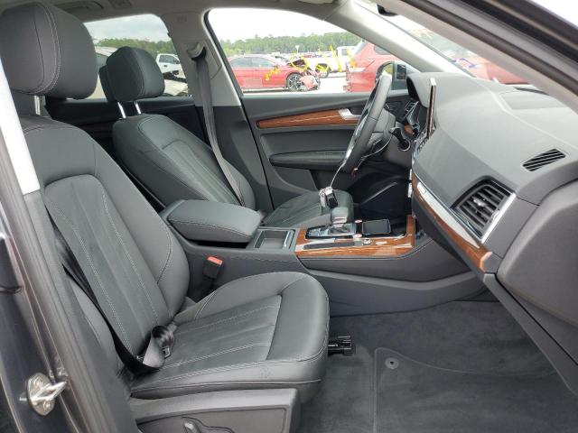 Photo 5 from auction – 2022 AUDI Q5 PREMIUM with VIN WA1EAAFYXN2122795