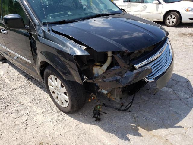 Photo 9 from auction – 2015 CHRYSLER TOWN & COU with VIN 2C4RC1BG8FR742580