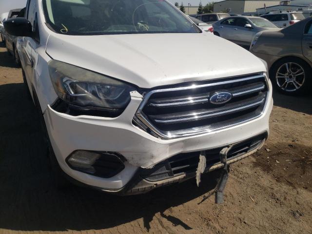 Photo 9 from auction – 2017 FORD ESCAPE SE with VIN 1FMCU0GD9HUA94812