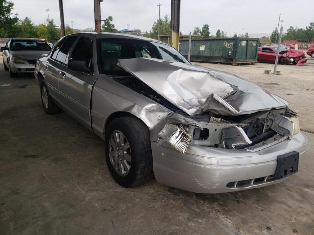 FORD CROWN VICT 2007 with VIN 2FAFP74VX7X137727 - Photo from auction