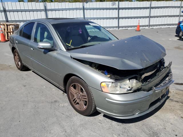 VOLVO S60 2.5T 2007 with VIN YV1RS592272604984 - Photo from auction