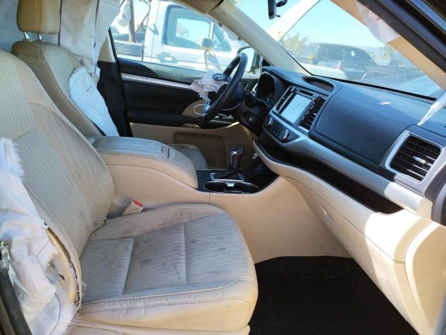 Photo 5 from auction – 2016 TOYOTA HIGHLANDER with VIN 5TDZKRFHXGS122522