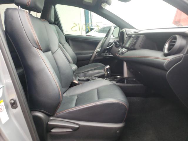 Photo 5 from auction – 2017 TOYOTA RAV4 SE with VIN 2T3JFREV3HW637905