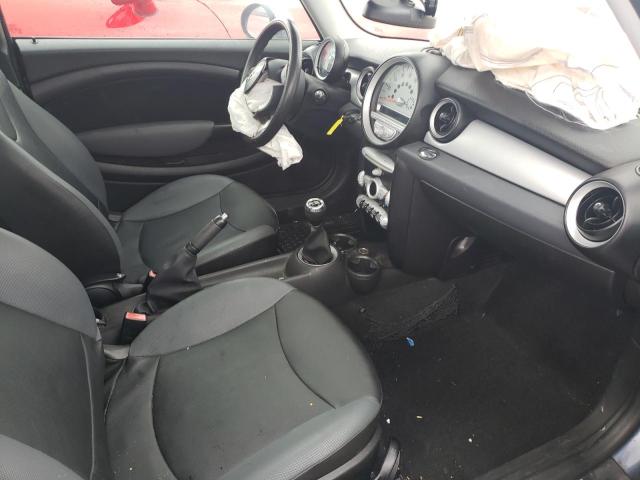 Photo 5 from auction – 2009 MINI COOPER CLU with VIN WMWML33529TX50283