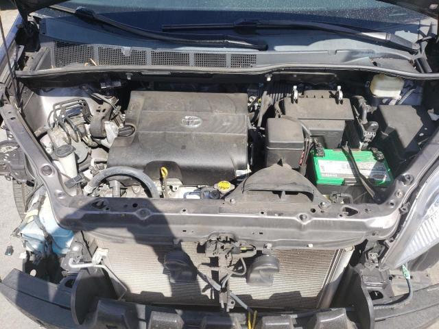 Photo 7 from auction – 2011 TOYOTA SIENNA XLE with VIN 5TDYK3DC3BS043377