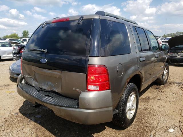 صورة رقم 4 من المزاد - 2005 FORD EXPLORER X مع VIN 1FMZU73K35UB71936