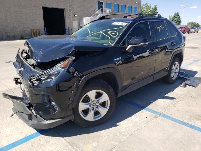Photo 2 from auction – 2019 TOYOTA RAV4 XLE with VIN JTMRWRFVXKD007370