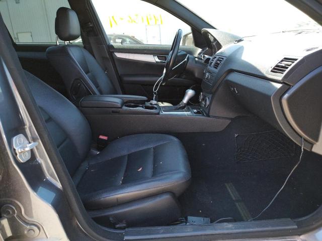 Photo 5 from auction – 2011 MERCEDES-BENZ C 300 with VIN WDDGF5EB7BR185348