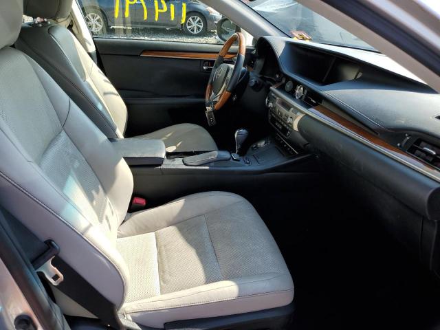 Photo 5 from auction – 2013 LEXUS ES 300H with VIN JTHBW1GG6D2001758