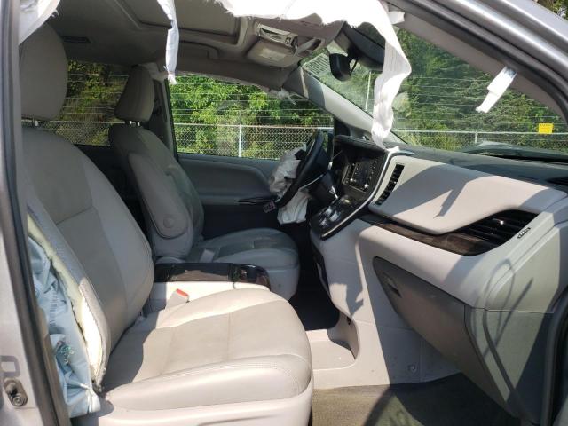 Photo 5 from auction – 2018 TOYOTA SIENNA XLE with VIN 5TDYZ3DC4JS955638