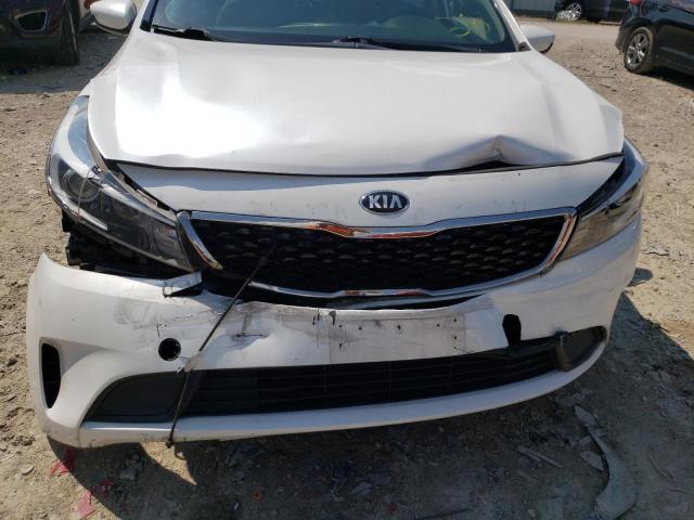 Photo 9 from auction – 2017 KIA FORTE LX with VIN 3KPFL4A75HE119959
