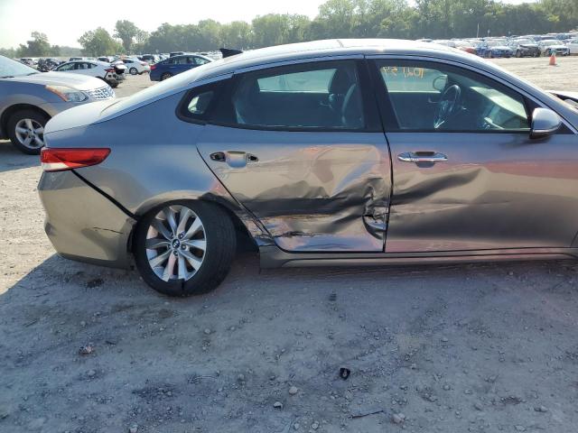 Photo 9 from auction – 2016 KIA OPTIMA EX with VIN 5XXGU4L38GG064862