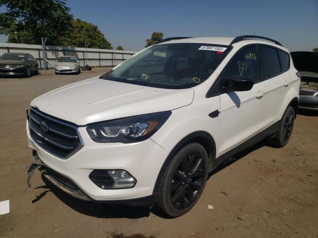 Photo 2 from auction – 2017 FORD ESCAPE SE with VIN 1FMCU0GD9HUA94812
