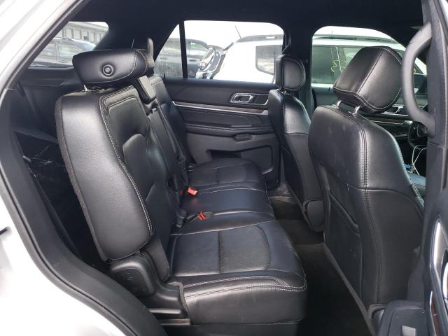 Photo 6 from auction – 2017 FORD EXPLORER L with VIN 1FM5K8F85HGC92853