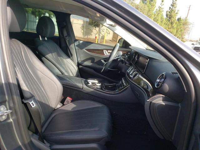 Photo 5 from auction – 2018 MERCEDES-BENZ E 300 with VIN WDDZF4JB4JA453763