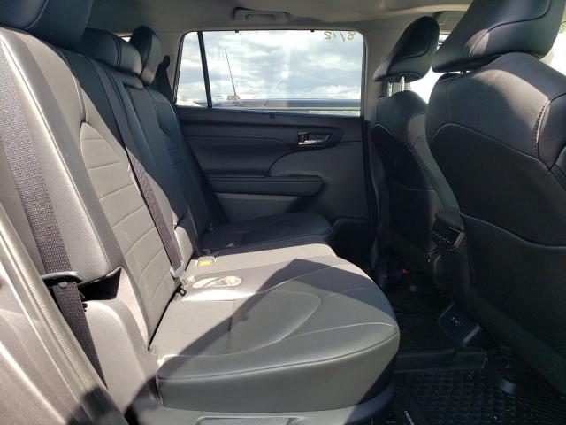 Фото 6 с аукциона – 2021 TOYOTA HIGHLANDER с VIN 5TDGBRCH4MS526231