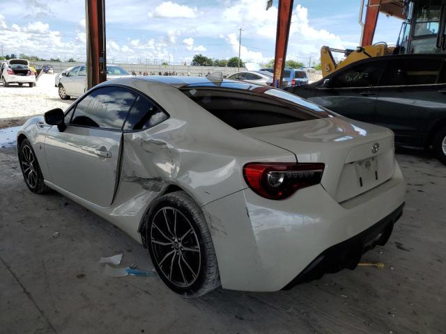 Zdjęcie 3 z aukcji – 2017 TOYOTA 86 BASE z VIN JF1ZNAA12H9701397