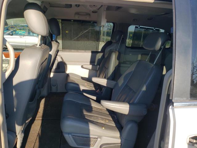 Photo 6 from auction – 2009 CHRYSLER TOWN & COU with VIN 2A8HR54119R607352