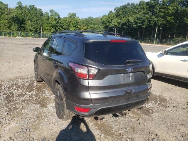 Photo 3 from auction – 2018 FORD ESCAPE SE with VIN 1FMCU9GD1JUB02332