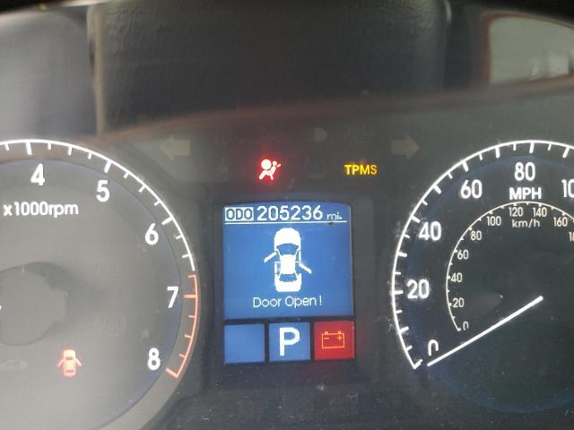 Photo 8 from auction – 2009 HYUNDAI GENESIS 3. with VIN KMHGC46E89U019056