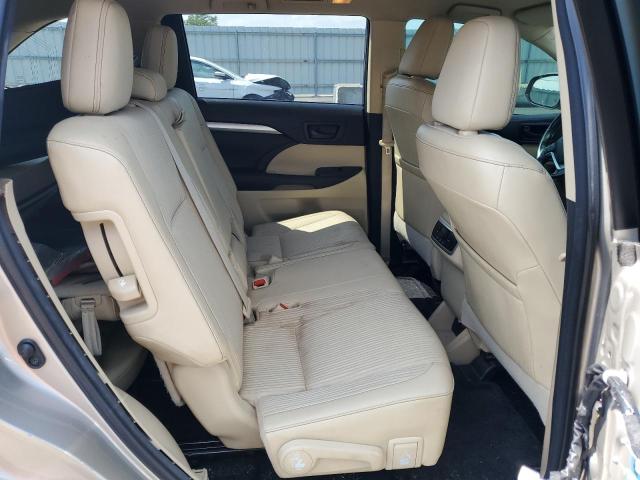 Photo 6 from auction – 2015 TOYOTA HIGHLANDER with VIN 5TDZKRFH7FS078509