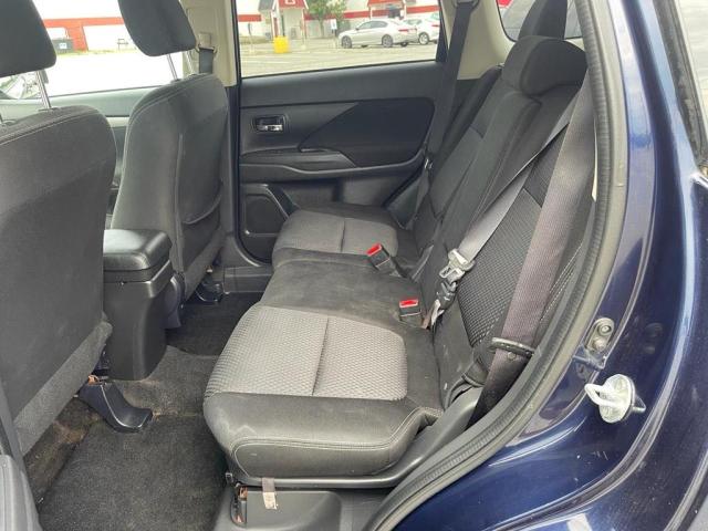 Photo 6 from auction – 2016 MITSUBISHI OUTLANDER with VIN JA4AZ3A33GZ011451
