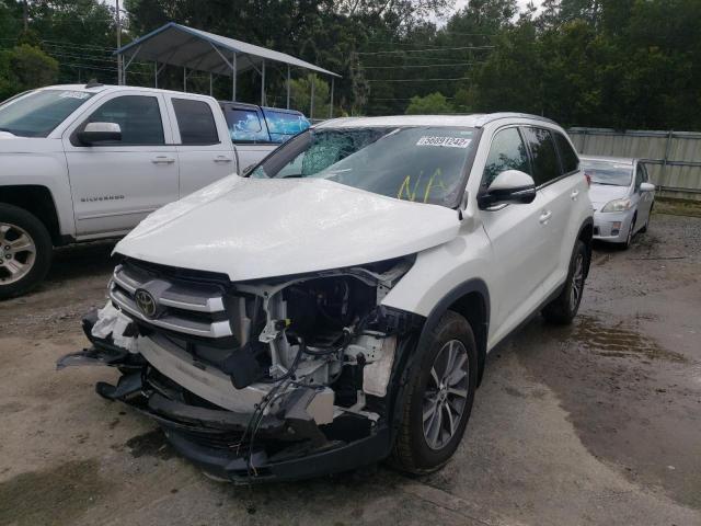 Photo 2 from auction – 2019 TOYOTA HIGHLANDER with VIN 5TDJZRFH5KS936286