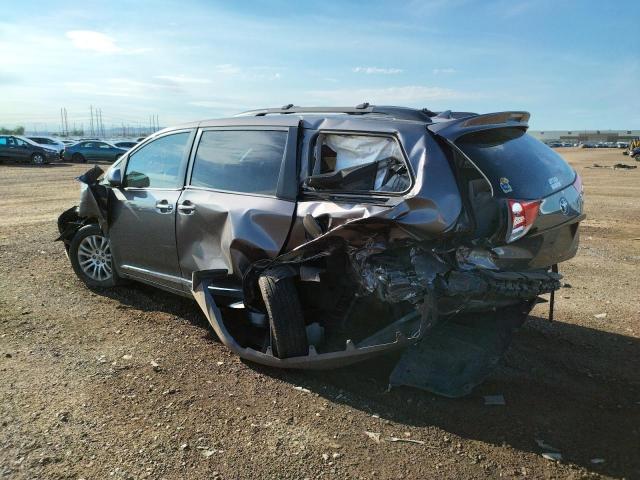 Photo 3 from auction – 2011 TOYOTA SIENNA XLE with VIN 5TDYK3DC4BS095181