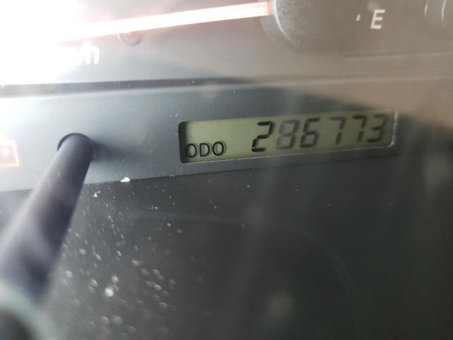 Photo 8 from auction – 2003 TOYOTA CAMRY LE with VIN JTDBE32K530243785