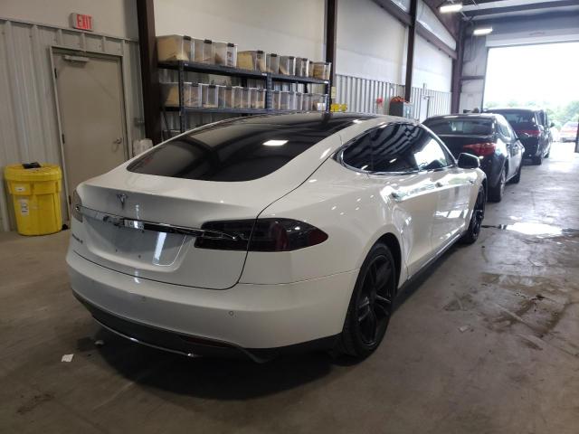Photo 4 from auction – 2013 TESLA MODEL S with VIN 5YJSA1CN3DFP28163