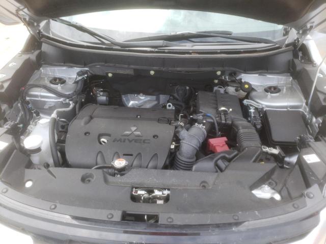 Photo 7 from auction – 2022 MITSUBISHI OUTLANDER with VIN JA4ARUAU4NU008681