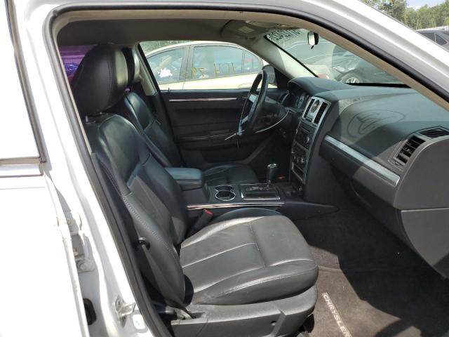 Photo 5 from auction – 2010 CHRYSLER 300 TOURIN with VIN 2C3CA5CV2AH284392