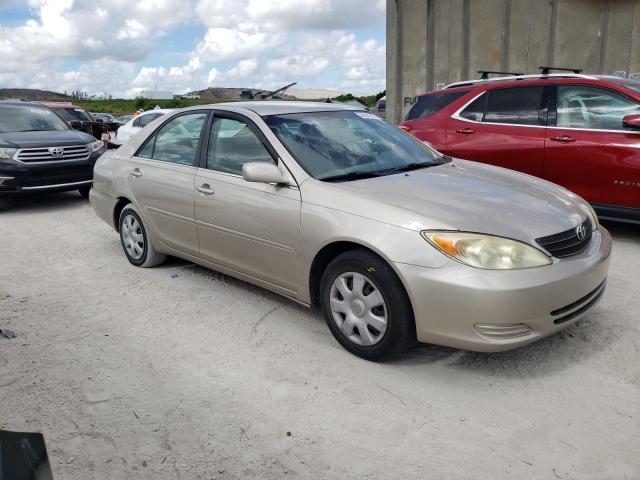 TOYOTA CAMRY LE 2004 with VIN 4T1BE32KX4U842025 - Photo from auction