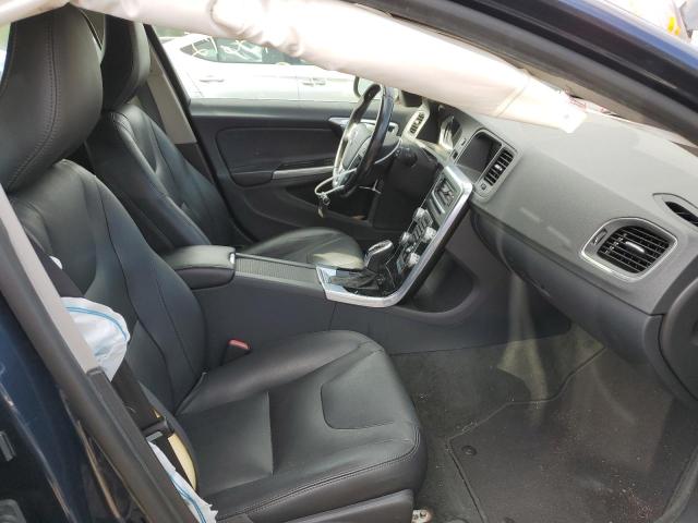 Photo 5 from auction – 2015 VOLVO V60 PREMIE with VIN YV1612SK4F1228792