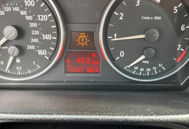 Photo 8 from auction – 2006 BMW 325 I with VIN WBAVB13596KR59372