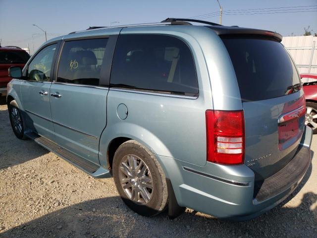 Photo 3 from auction – 2010 CHRYSLER TOWN & COU with VIN 2A4RR6DXXAR226782