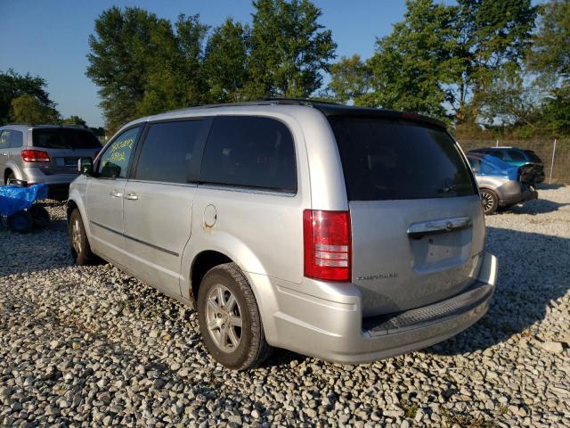 Photo 3 from auction – 2009 CHRYSLER TOWN & COU with VIN 2A8HR54119R607352