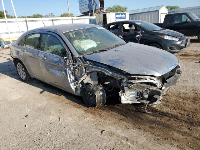 صورة رقم 1 من المزاد - 2014 CHRYSLER 200 LX مع VIN 1C3CCBAG3EN101558