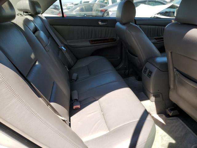 Photo 6 from auction – 2004 TOYOTA CAMRY LE with VIN 4T1BF30K84U579033