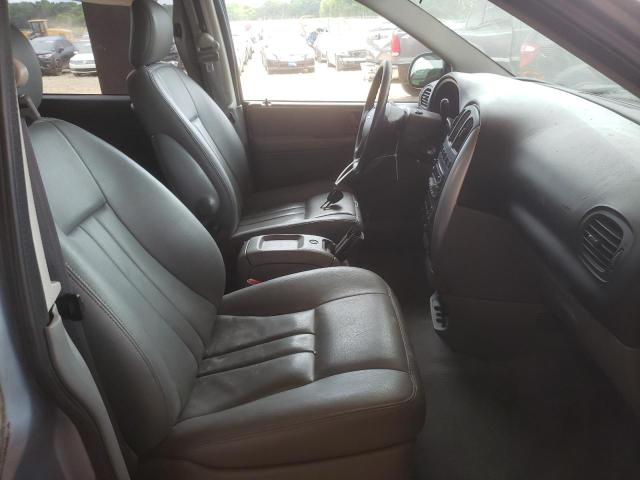 Photo 5 from auction – 2006 CHRYSLER TOWN & COU with VIN 2A8GP54L06R635593