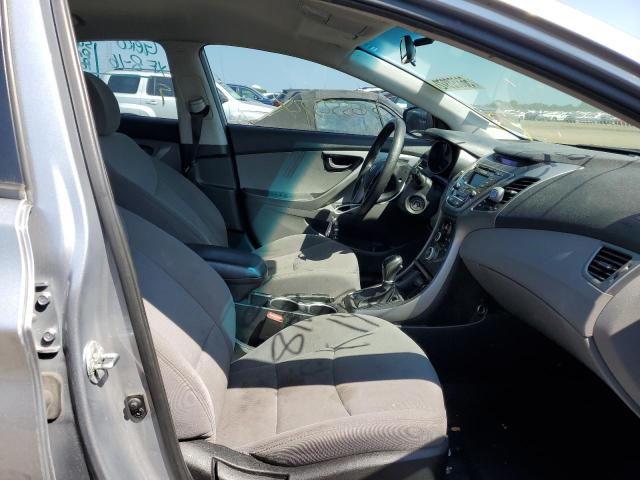 Photo 5 from auction – 2016 HYUNDAI ELANTRA SE with VIN 5NPDH4AE3GH702015