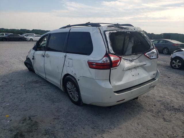 Photo 3 from auction – 2015 TOYOTA SIENNA XLE with VIN 5TDYK3DC7FS573602