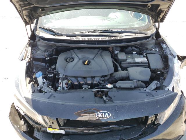 Photo 7 from auction – 2017 KIA FORTE LX with VIN KNAFK5A83H5677741