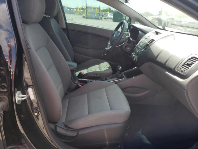Photo 5 from auction – 2017 KIA FORTE LX with VIN 3KPFK4A79HE054942